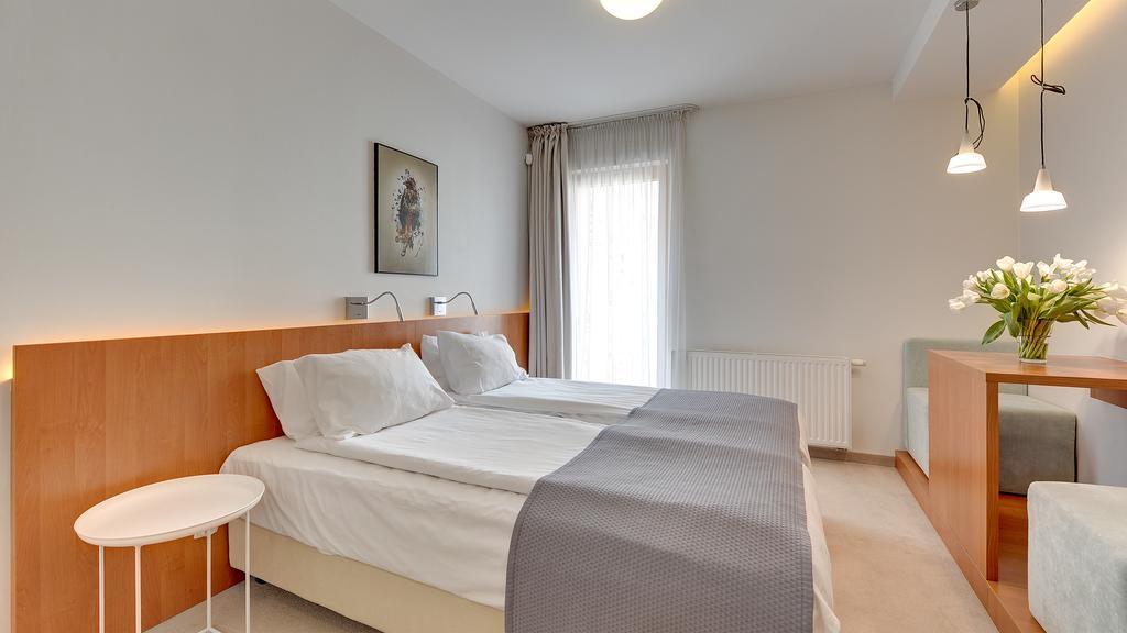 Bed & Breakfast 21 3*