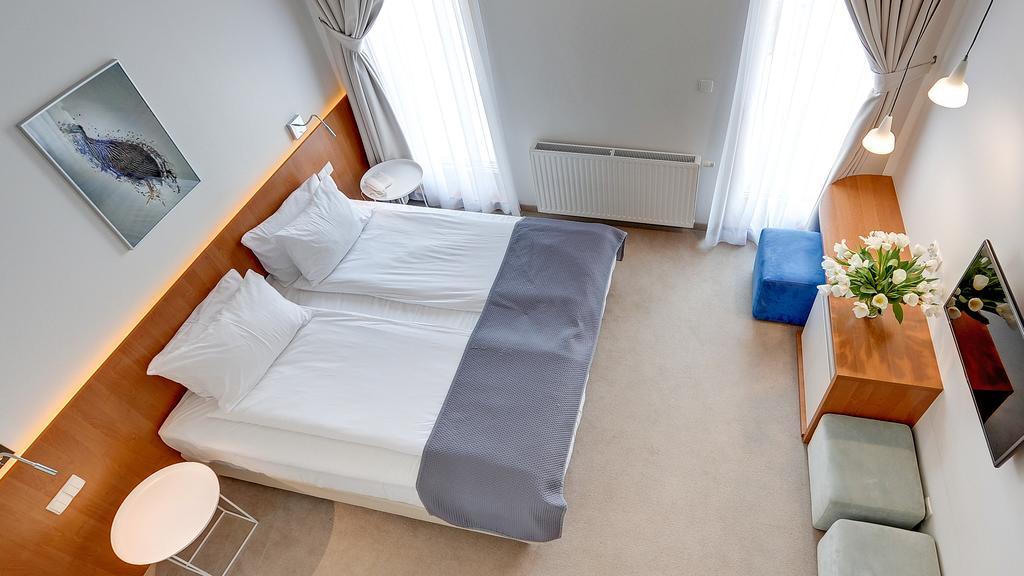 21 Bed & Breakfast 3*